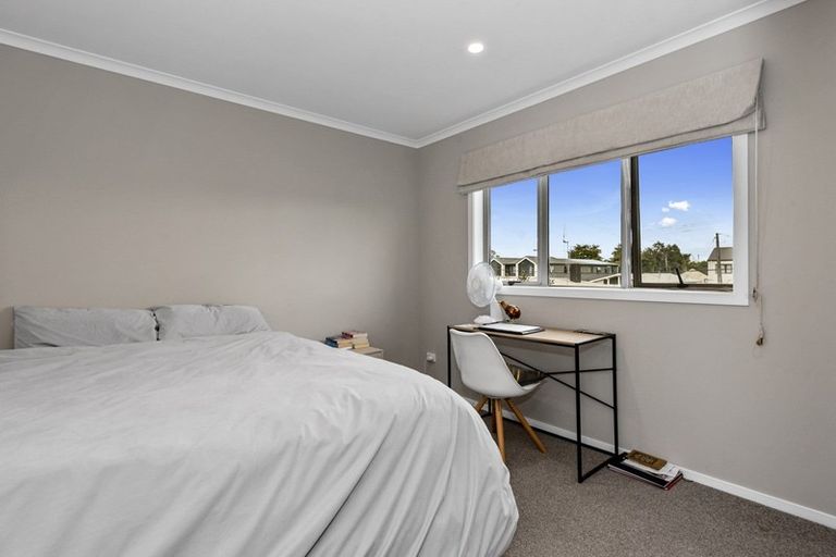 Photo of property in 2/144 Old Farm Road, Hamilton East, Hamilton, 3216