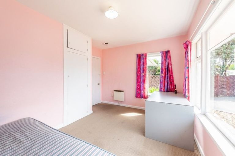 Photo of property in 9 Kyeburn Place, Avonhead, Christchurch, 8042