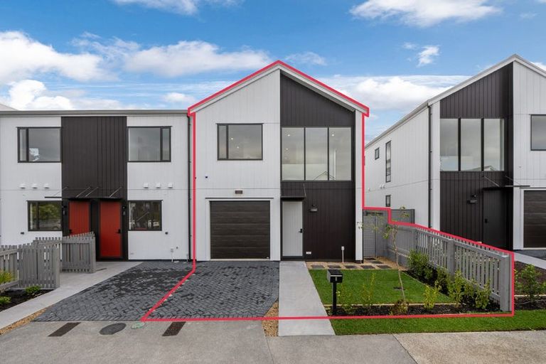 Photo of property in 8 Rigby Drive, Whenuapai, Auckland, 0618