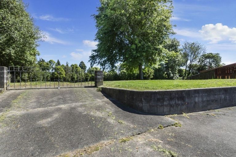 Photo of property in 11 Beverley Crescent, Hillcrest, Hamilton, 3216