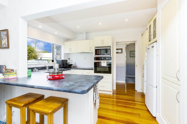 Photo of property in 380 Fergusson Drive, Heretaunga, Upper Hutt, 5018