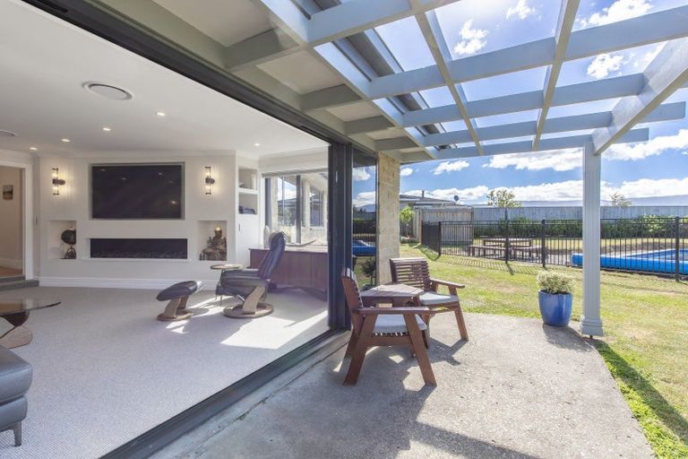 Photo of property in 20 Smith Street, Dannevirke, 4930