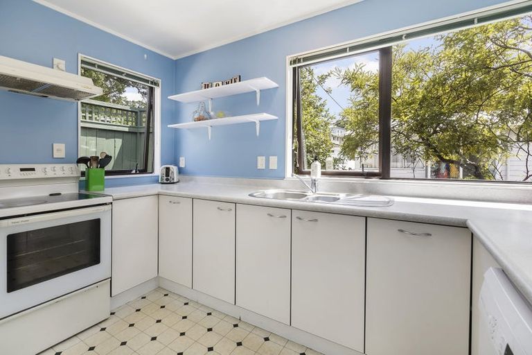 Photo of property in 2/10 Woodland Road, Johnsonville, Wellington, 6037