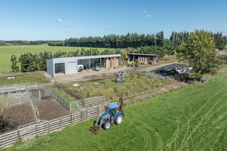 Photo of property in 375 Stonyflat Road, Loburn, Rangiora, 7472