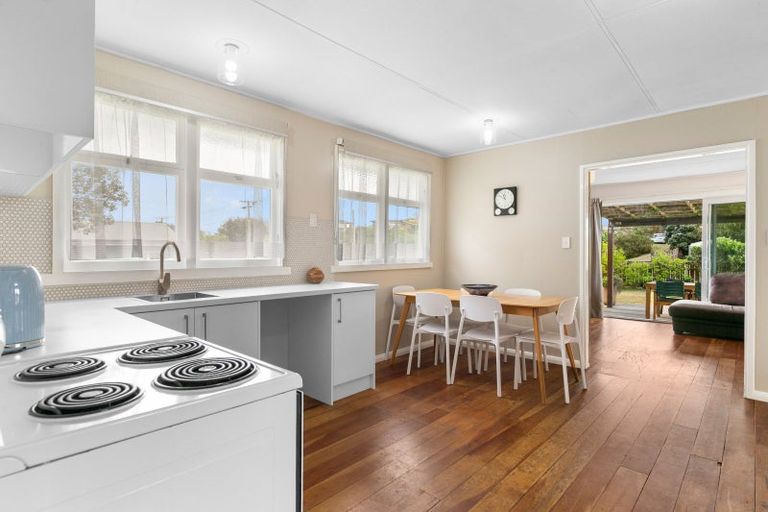 Photo of property in 86 Rua Avenue, Waitarere Beach, Levin, 5510