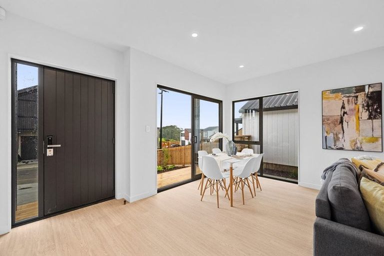 Photo of property in 7a Kotiu Place, Massey, 0614