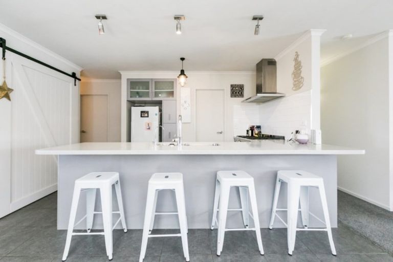 Photo of property in 36 Mcnaughton Place, Onekawa, Napier, 4110