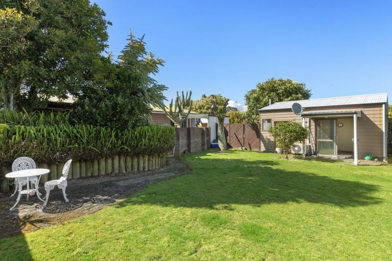 Photo of property in 11 Penrhyn Place, Mount Maunganui, 3116