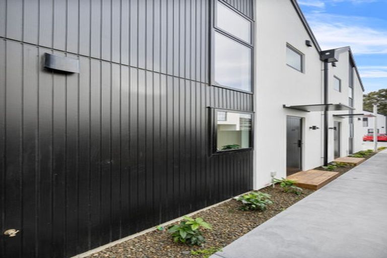 Photo of property in 6/504 Armagh Street, Linwood, Christchurch, 8011