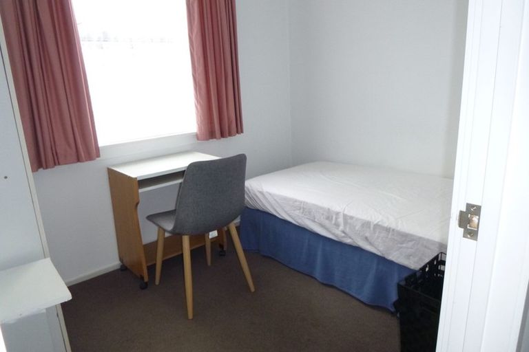 Photo of property in 732 Tremaine Avenue, Palmerston North, 4414