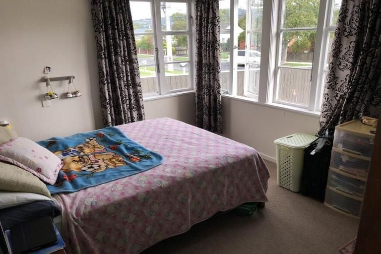 Photo of property in 9 Collett Street, Naenae, Lower Hutt, 5011