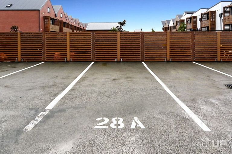 Photo of property in 86 Hobsonville Point Road, Hobsonville, Auckland, 0616