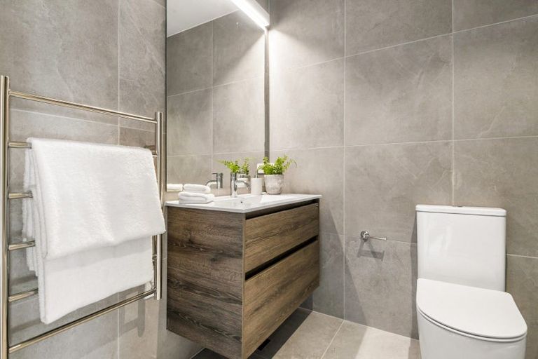 Photo of property in 11b Windlass Street, Long Bay, Auckland, 0630