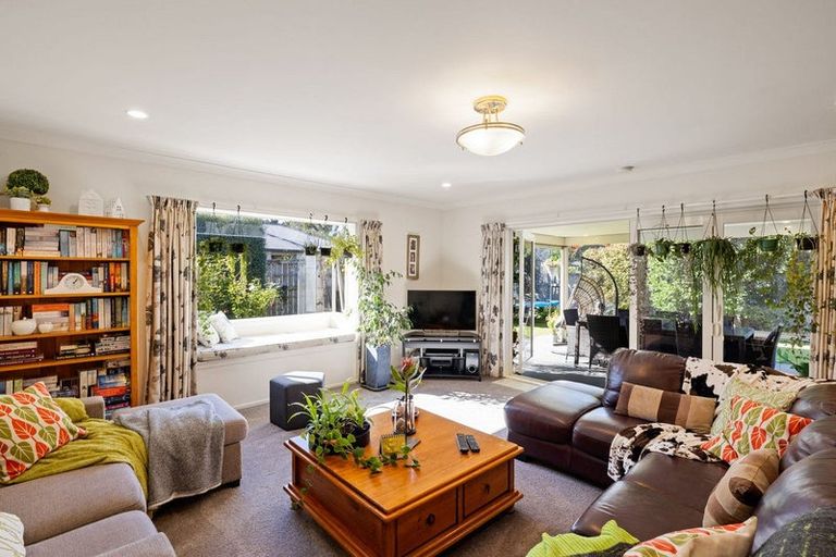 Photo of property in 11 Norfolk Drive, Cambridge, 3434