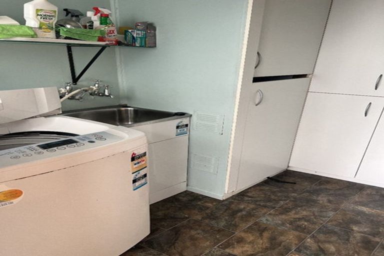 Photo of property in 4 York Street, Levin, 5510