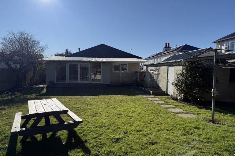 Photo of property in 42 Winton Street, St Albans, Christchurch, 8014