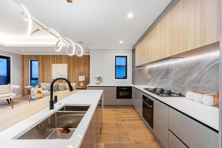 Photo of property in 49 Kumukumu Road, Long Bay, Auckland, 0630