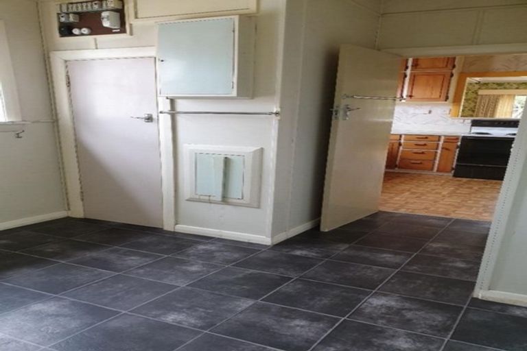 Photo of property in 20 Lupton Street, Waverley, 4510