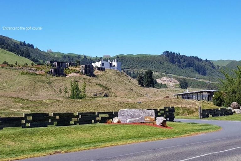 Photo of property in 50 The Fairways, Kinloch, Taupo, 3377