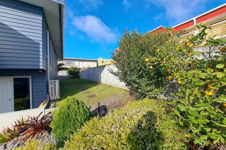 Photo of property in 14a Bank Street, Hillcrest, Auckland, 0627