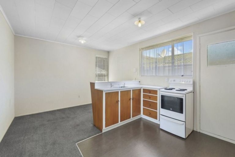 Photo of property in 2/32 Sylvan Street, Hillmorton, Christchurch, 8024