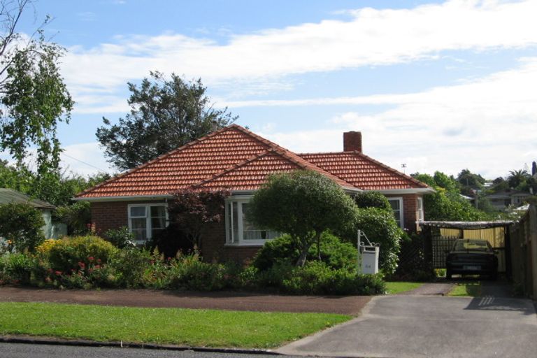 Photo of property in 64 Moa Road, Point Chevalier, Auckland, 1022