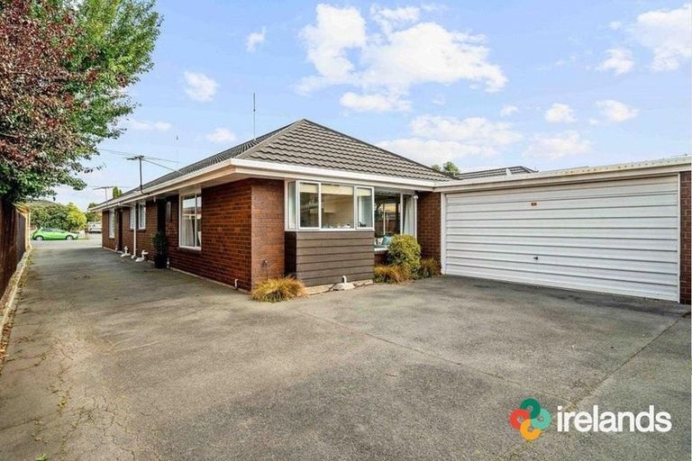 Photo of property in 2/38 Maxwell Street, Riccarton, Christchurch, 8041