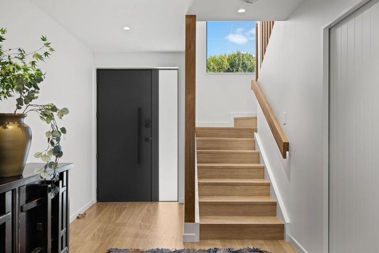 Photo of property in 2/11 Carlton Mill Road, Merivale, Christchurch, 8014