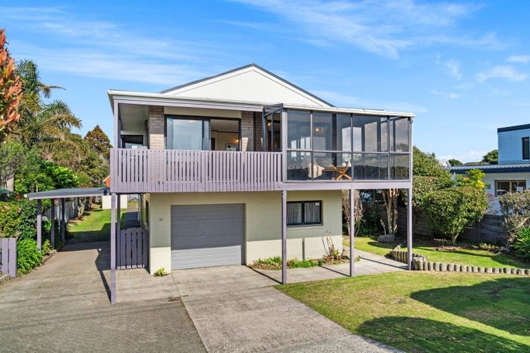 Photo of property in 484 Papamoa Beach Road, Papamoa Beach, Papamoa, 3118