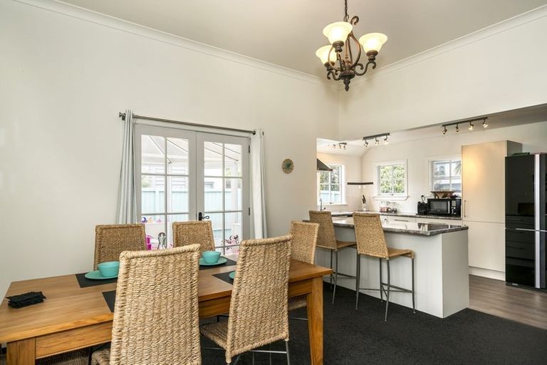 Photo of property in 108 Innes Road, St Albans, Christchurch, 8052