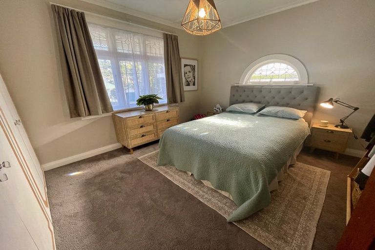 Photo of property in 379 Karori Road, Karori, Wellington, 6012