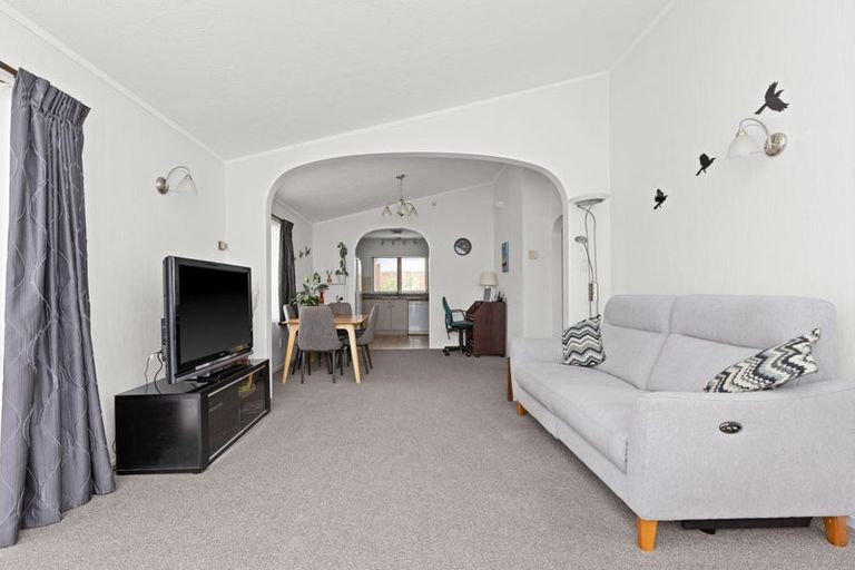 Photo of property in 8b Banff Place, Tamatea, Napier, 4112