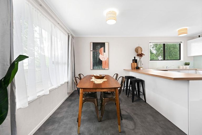 Photo of property in 17 Crawshaw Drive, Nawton, Hamilton, 3200