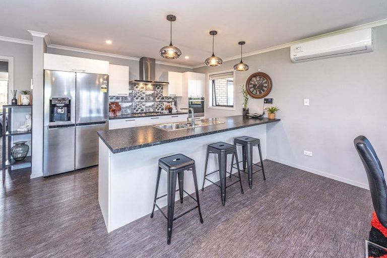 Photo of property in 19 Poynter Place, Gonville, Whanganui, 4501