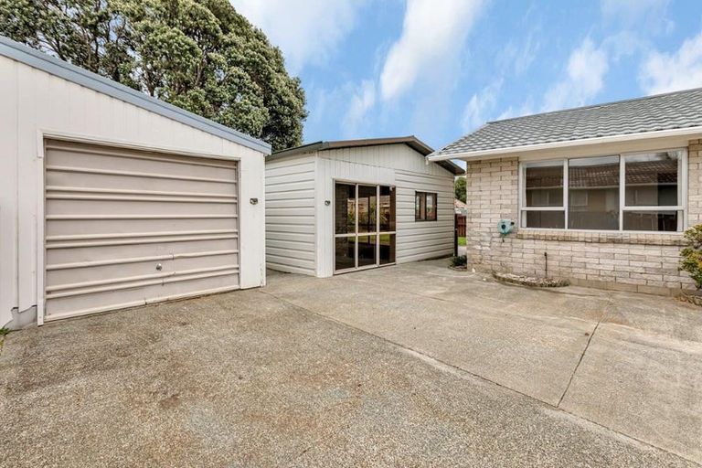 Photo of property in 14 Rakatau Place, Ruakaka, 0116