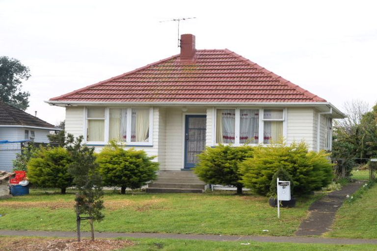 Photo of property in 6 Farmer Street, Mangere East, Auckland, 2024