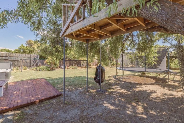 Photo of property in 13 Penguin Street, Southshore, Christchurch, 8062