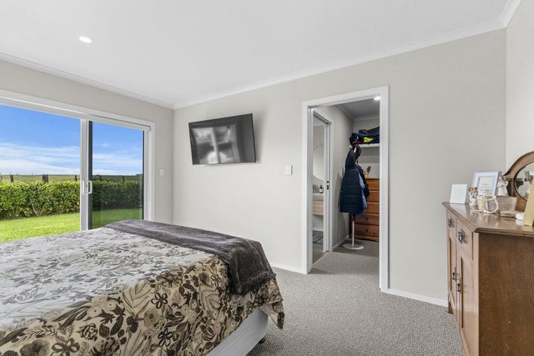 Photo of property in 31 Aratapu Street, Waitara, 4320