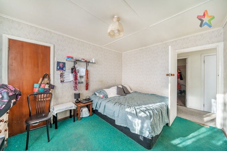Photo of property in 326 Oxford Terrace, Avalon, Lower Hutt, 5011