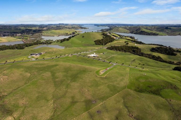 Photo of property in 3 Awaroa Creek Rise, Kaiwaka, 0573