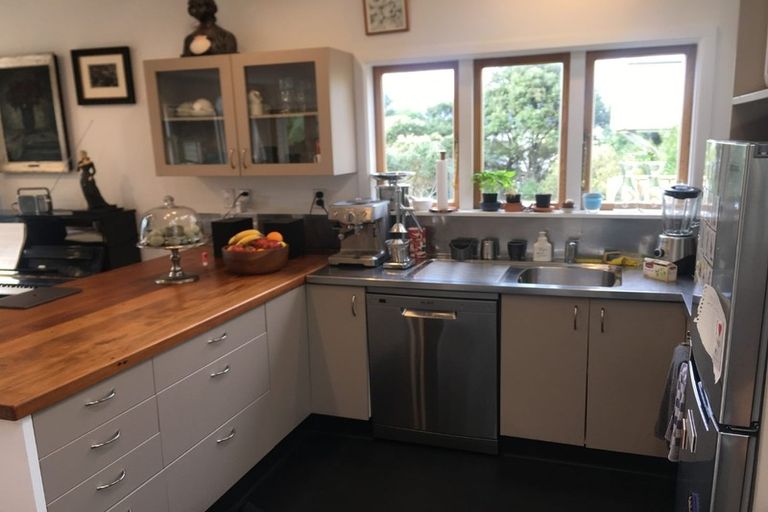 Photo of property in 100 Farnham Street, Mornington, Wellington, 6021