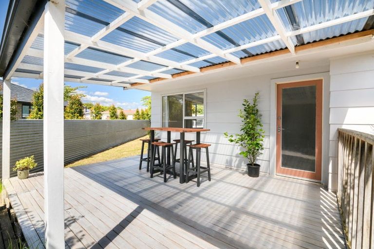 Photo of property in 20 Newton Place, Westbrook, Palmerston North, 4412