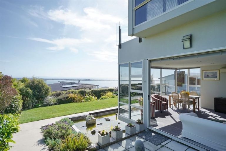 Photo of property in 42b Marama Crescent, Mount Pleasant, Christchurch, 8081