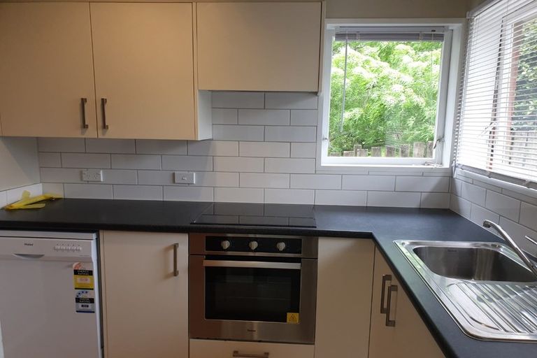 Photo of property in 376a Karori Road, Karori, Wellington, 6012