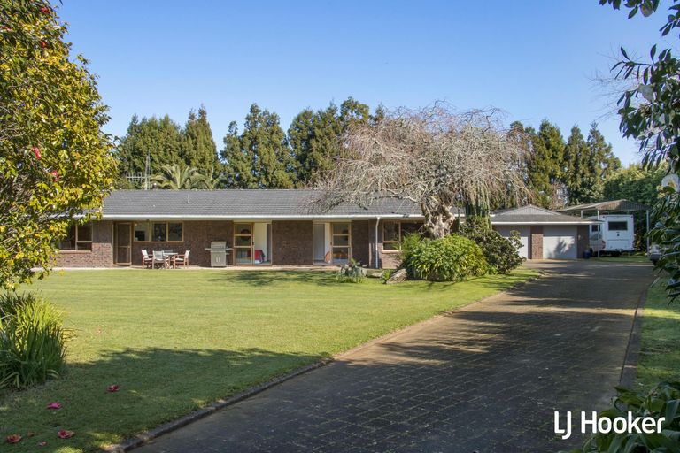 Photo of property in 21 Koutunui Road, Athenree, Katikati, 3177