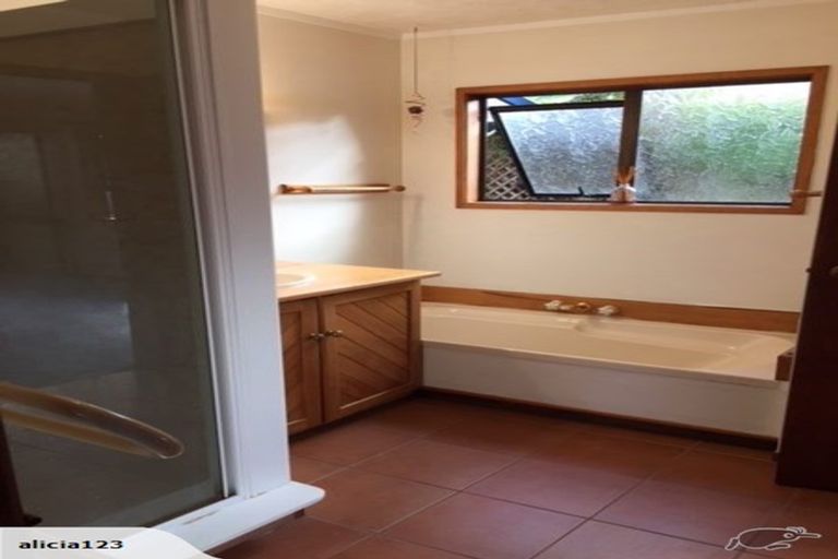 Photo of property in 44 Redwing Street, Browns Bay, Auckland, 0630