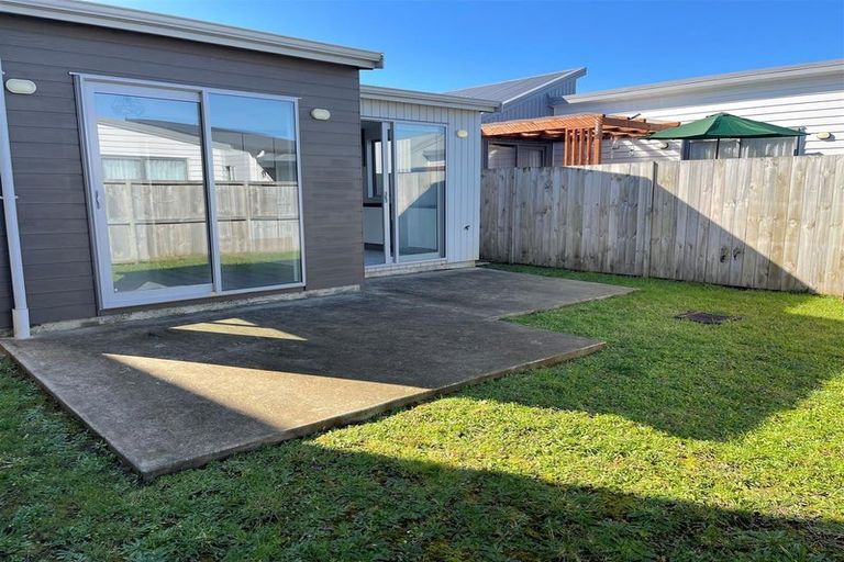 Photo of property in 25 Clayden Shuttleworth Street, Papakura, 2110