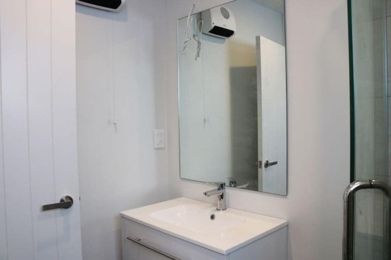 Photo of property in 19 Central Terrace, Alicetown, Lower Hutt, 5010