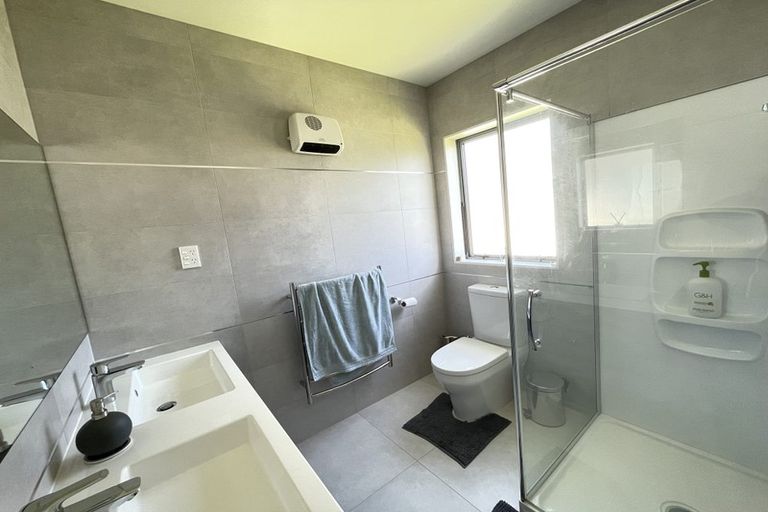 Photo of property in 3 Kabardin Street, Karaka, Papakura, 2113