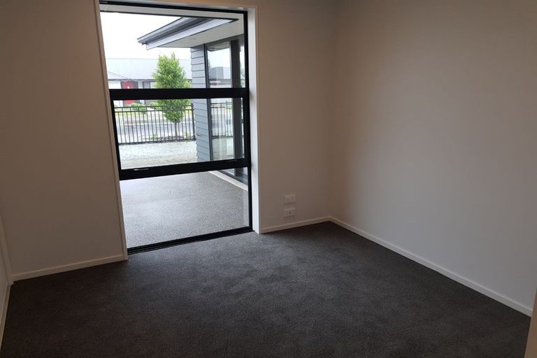 Photo of property in 45 Welsford Street, Woodend, 7610